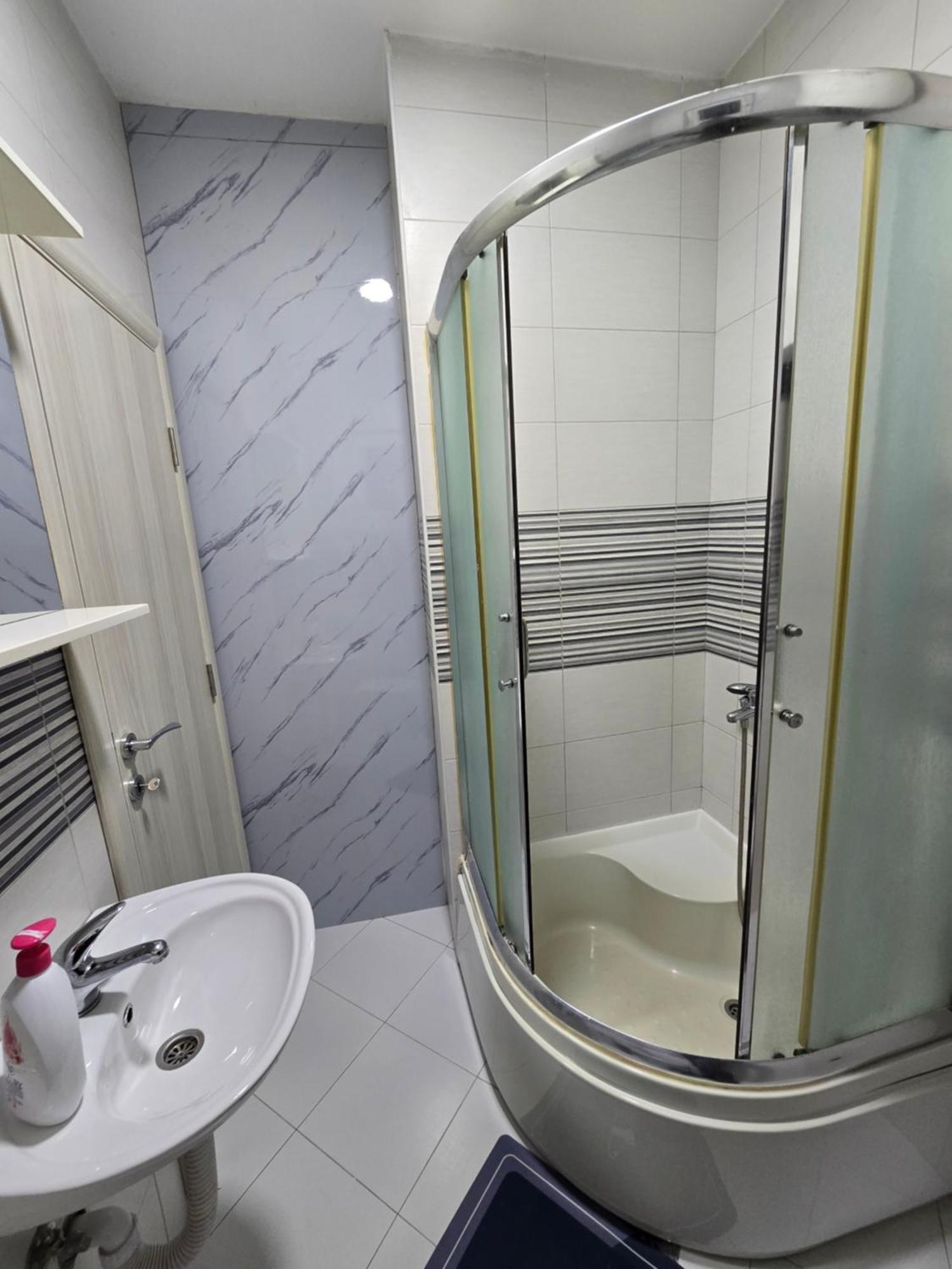 Apartman Tolosi Podgorica Bagian luar foto