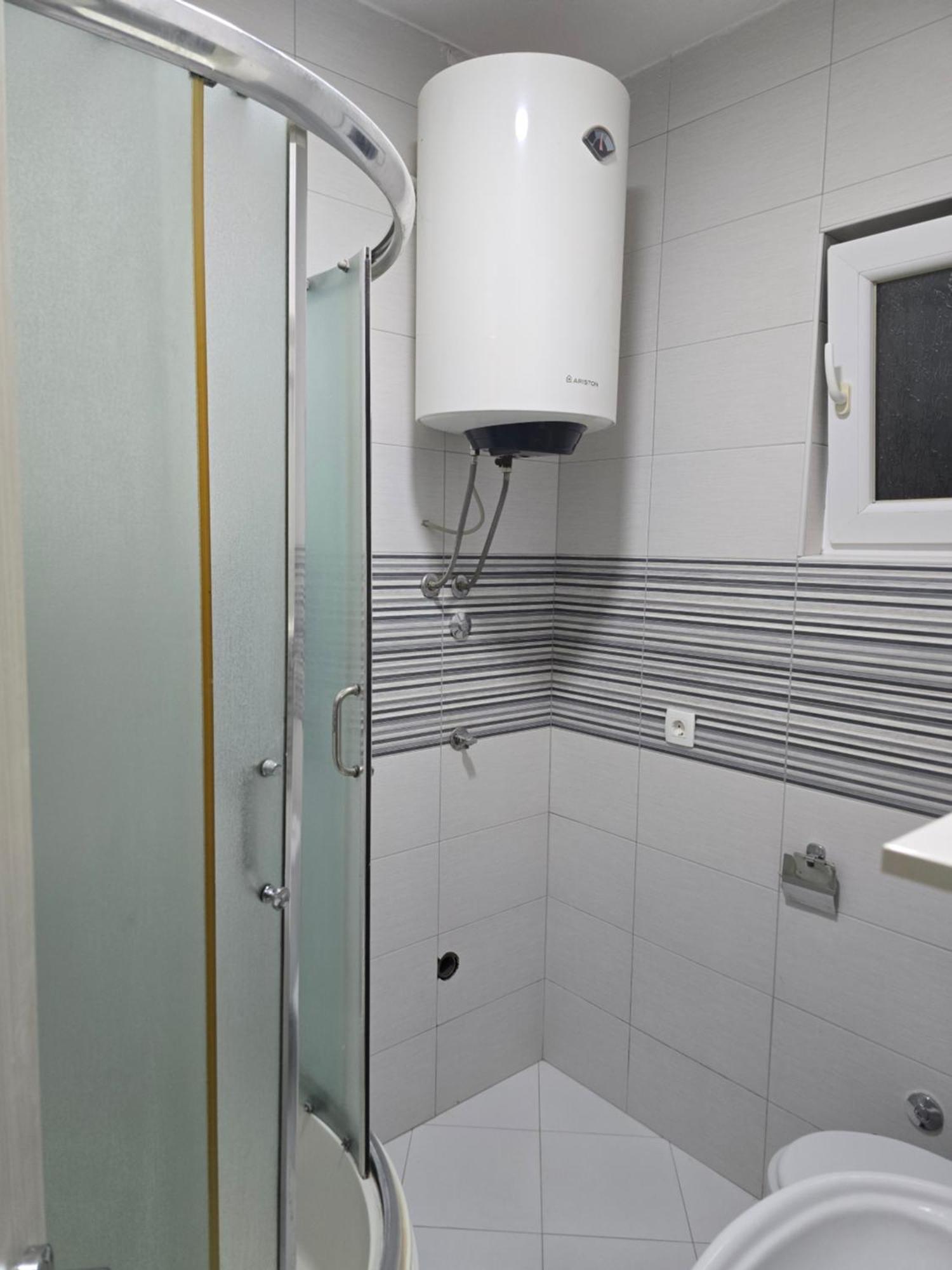 Apartman Tolosi Podgorica Bagian luar foto